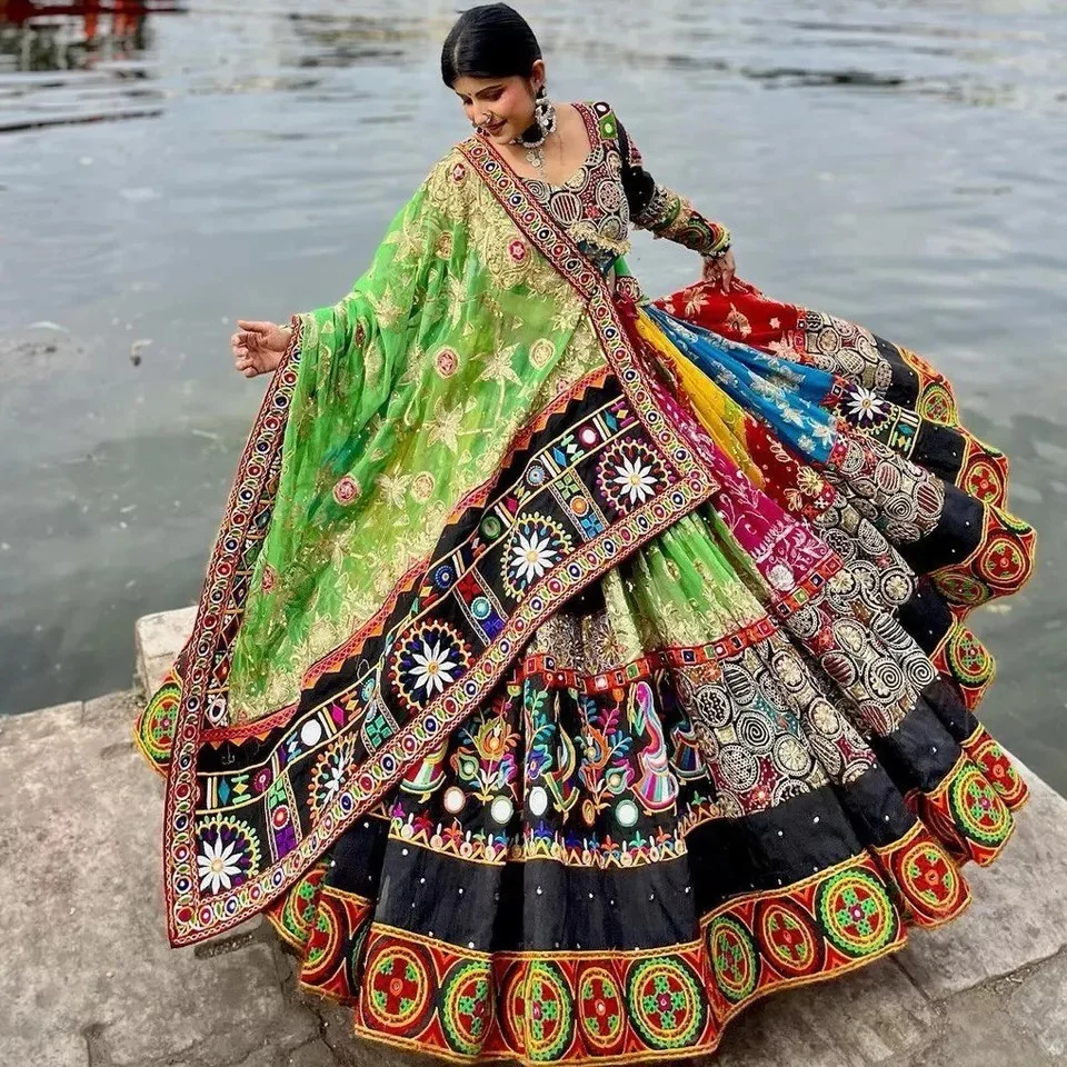 Chaniya Choli For Navratri, Garba lehenga women, Navratri Dress By Aadat Export — 2