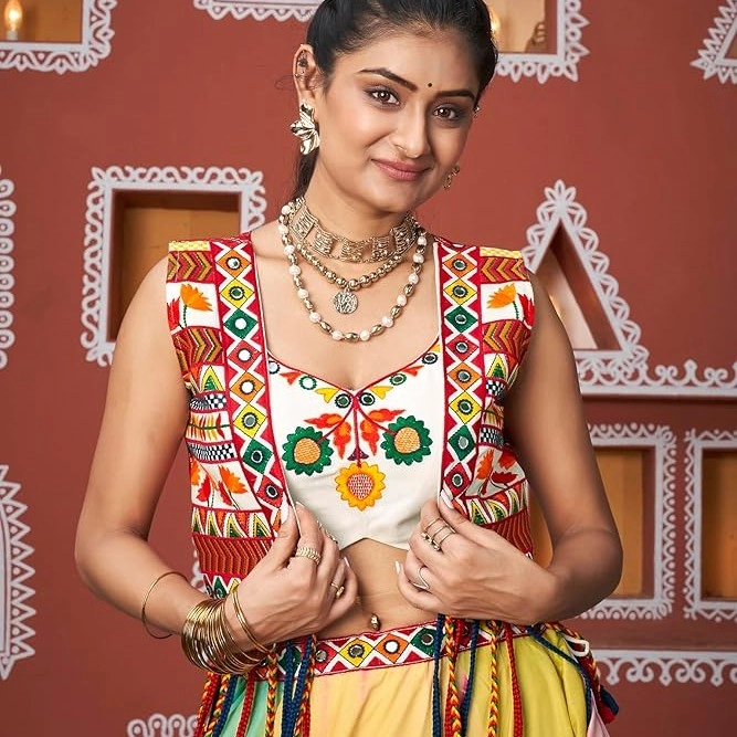 Indian Women Garba/Navratri Special Lengha Choli  — 2