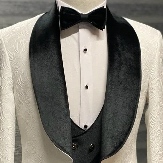 Men slim fit three piece suit for events — 4