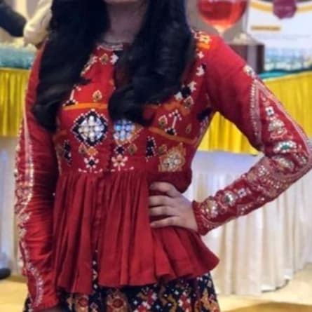 traditional lehenga choli set — 2