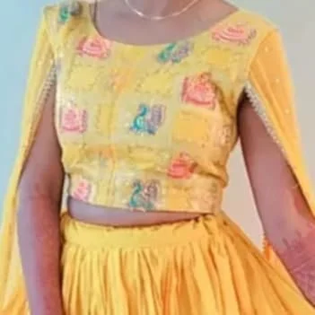 vibrant and cheerful outfit — 2