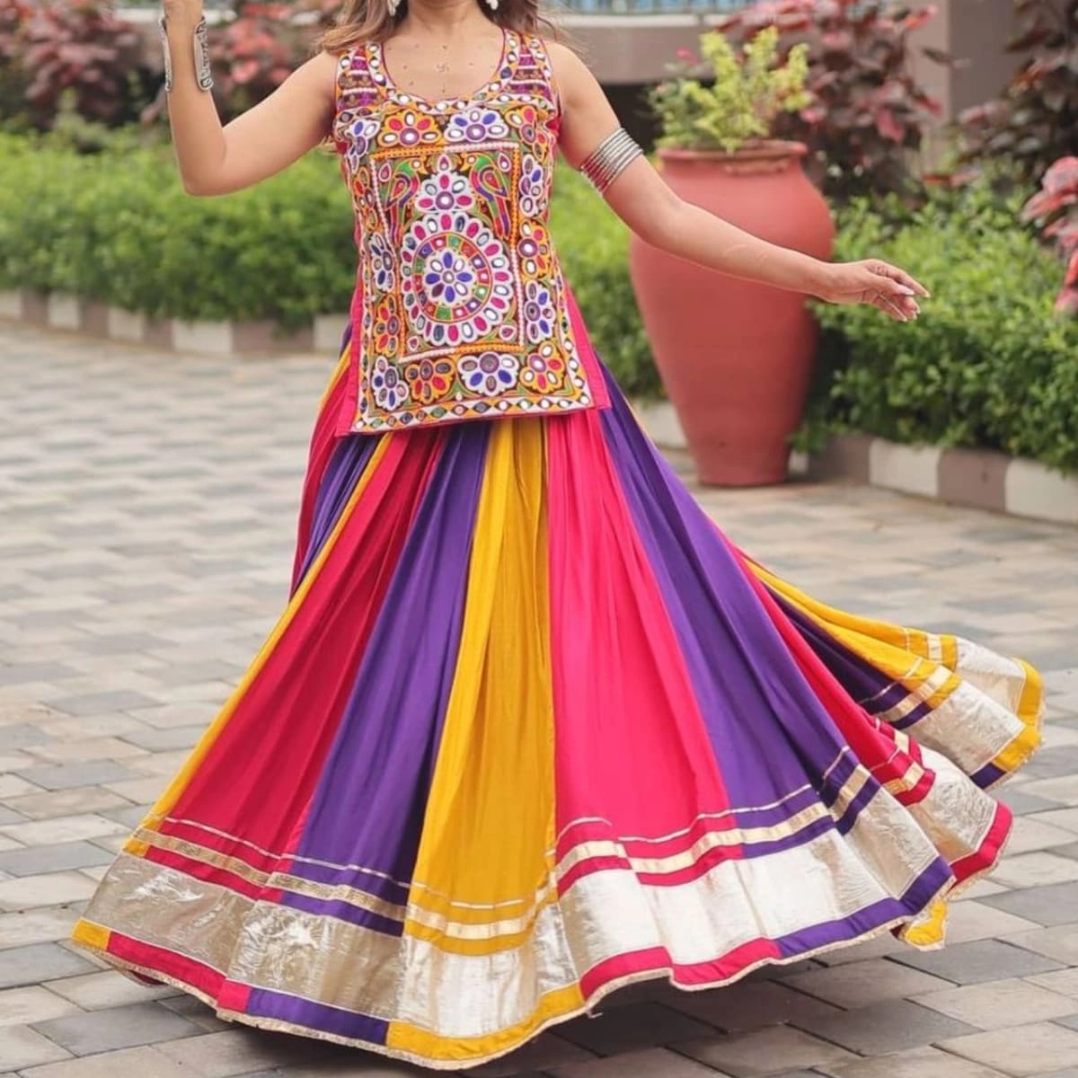 traditional Indian outfit