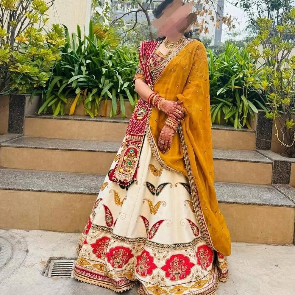 Gujarati-style bridal lehenga choli