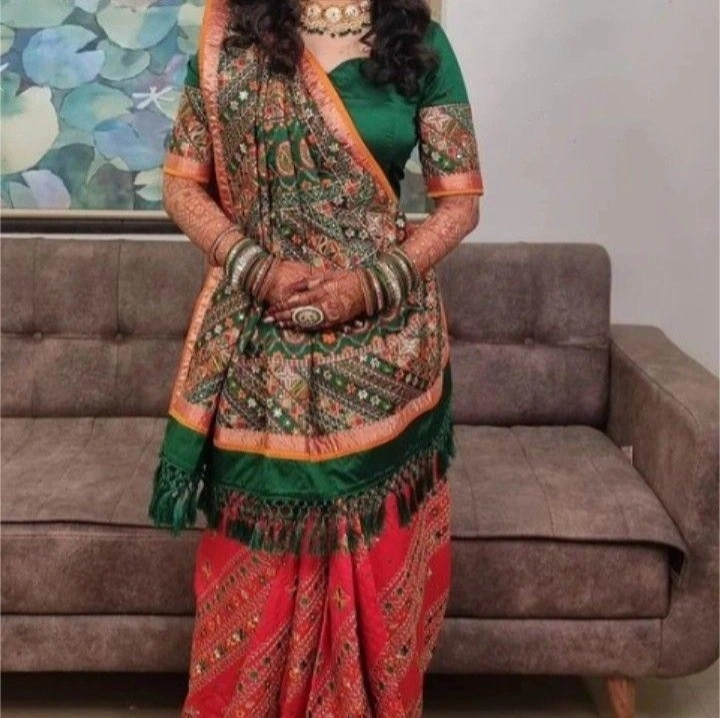 gujarati gharchola saree