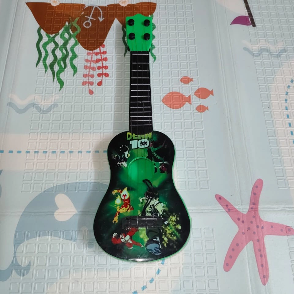 Toy guitars for event rentals — 4